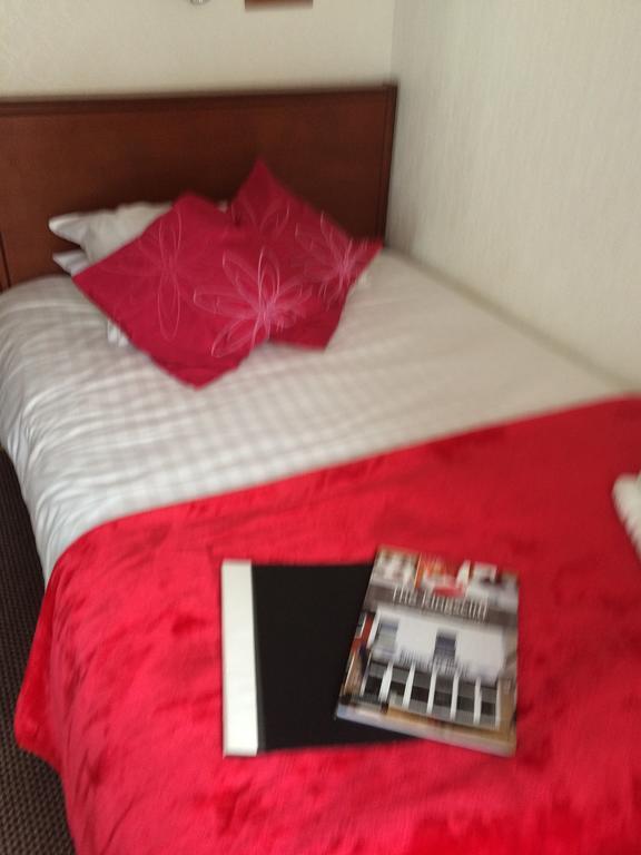 Kingscliff Bed & Breakfast แบล็คพูล ภายนอก รูปภาพ