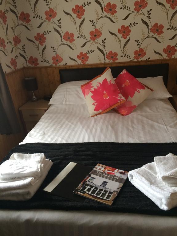 Kingscliff Bed & Breakfast แบล็คพูล ภายนอก รูปภาพ