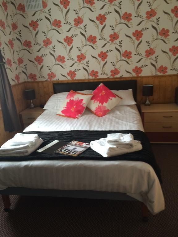 Kingscliff Bed & Breakfast แบล็คพูล ภายนอก รูปภาพ