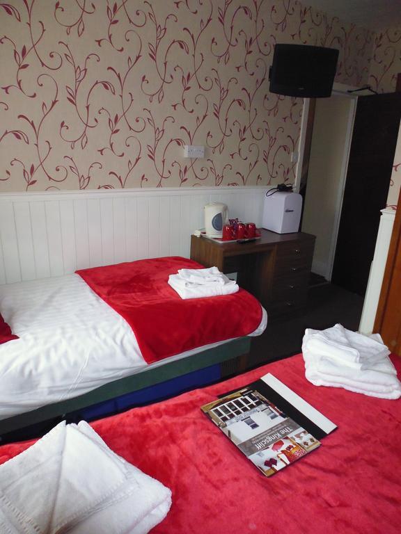 Kingscliff Bed & Breakfast แบล็คพูล ภายนอก รูปภาพ