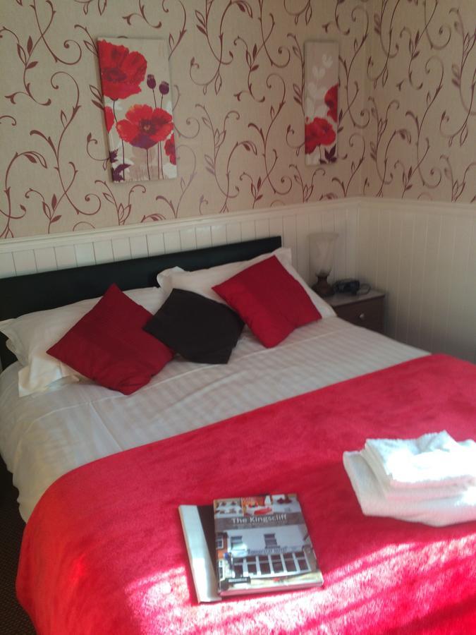 Kingscliff Bed & Breakfast แบล็คพูล ภายนอก รูปภาพ
