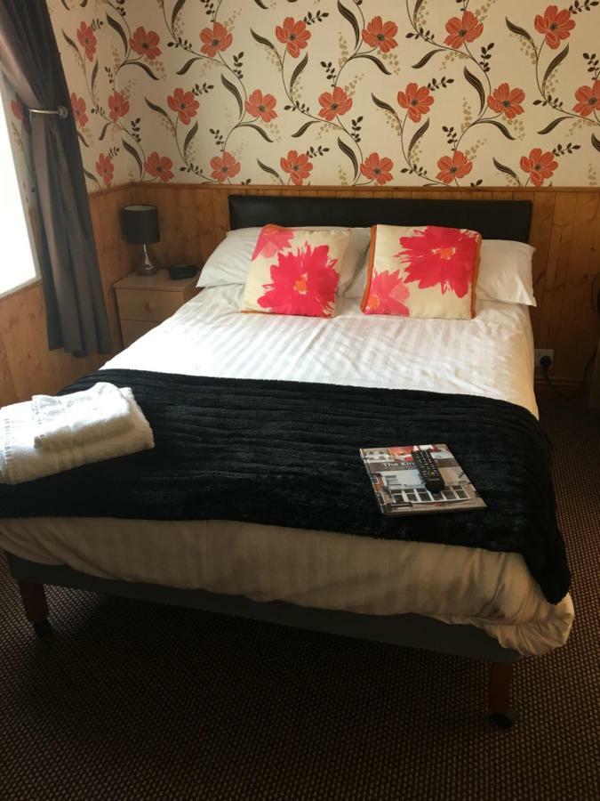 Kingscliff Bed & Breakfast แบล็คพูล ภายนอก รูปภาพ