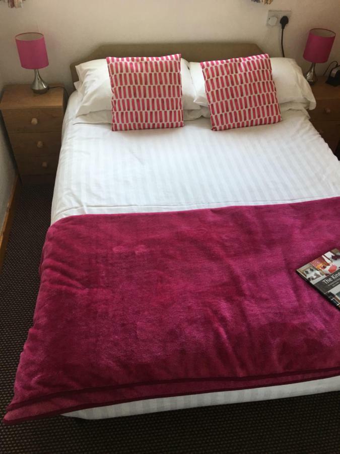 Kingscliff Bed & Breakfast แบล็คพูล ภายนอก รูปภาพ